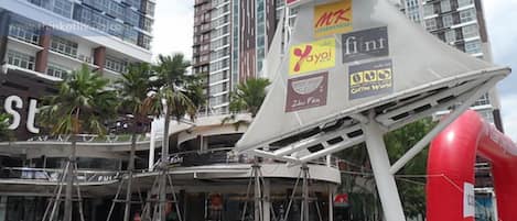 Tempat makan