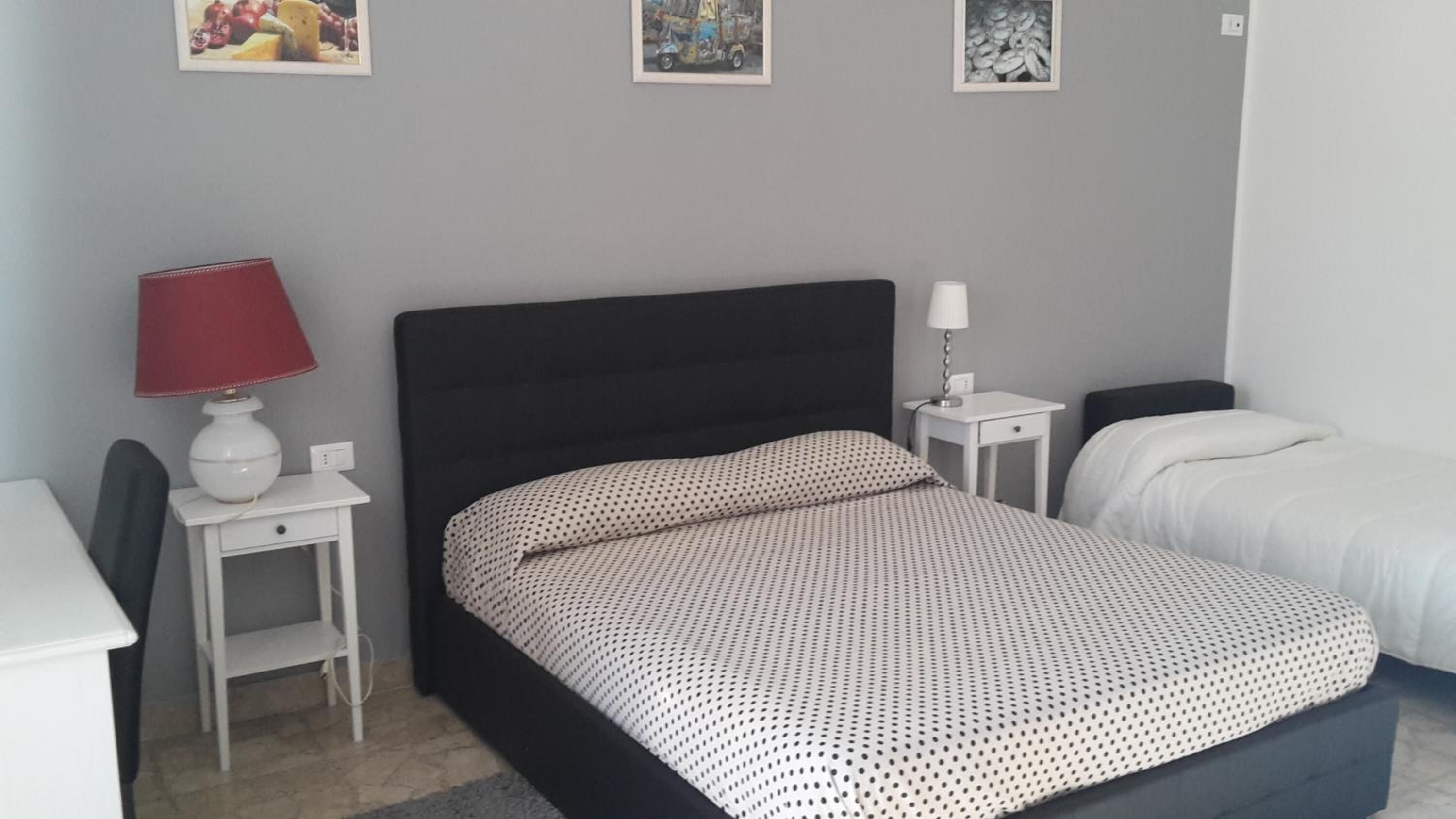 Hochwertige Bettwaren, Minibar, Zimmersafe, Schreibtisch