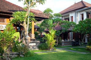 View from property - Kubu Munggu Homestay (Denpasar)