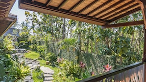 Villa with Private Pool | Quang cảnh vườn