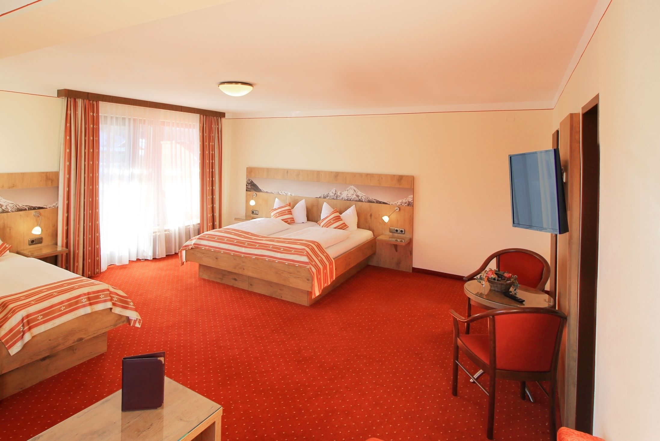 Family Room, 1 Bedroom, Balcony, Mountain View | In-room safe, desk, blackout drapes, cribs/infant beds