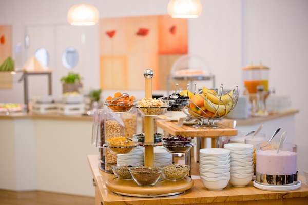 Daily buffet breakfast for a fee