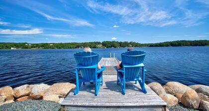 Lighthouse Motel & Cottages