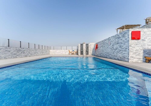 Golden Square Hotel Apartments