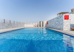 Piscine extérieure