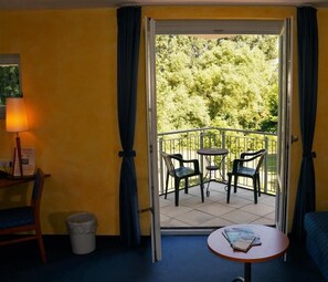 Business Double or Twin Room, Park View | Balcony