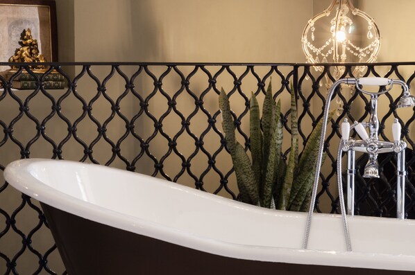 Hatley, Duplex Suite - The Coleridge (Valletta)