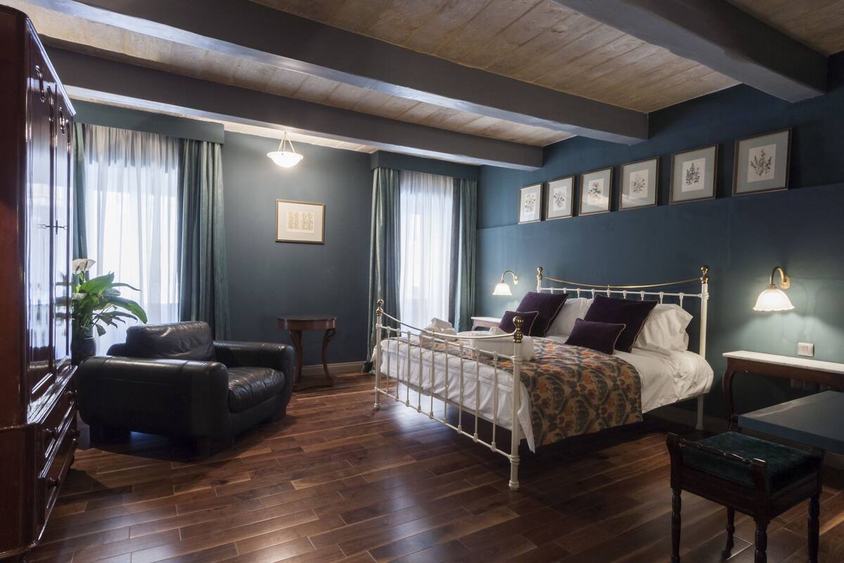 Sheridan | 1 bedroom, premium bedding, in-room safe, blackout drapes