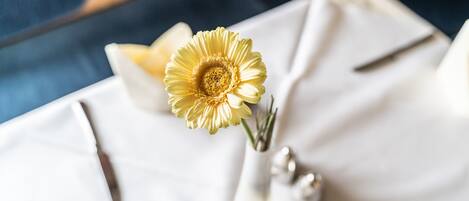レストラン