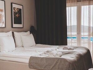 双人房, 露台 | 办公桌、遮光窗帘、熨斗/熨板、免费 WiFi