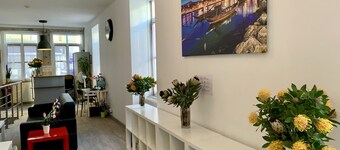 Urban Garden Porto Central Hostel