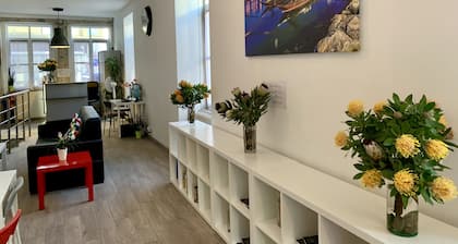 Urban Garden Porto Central Hostel