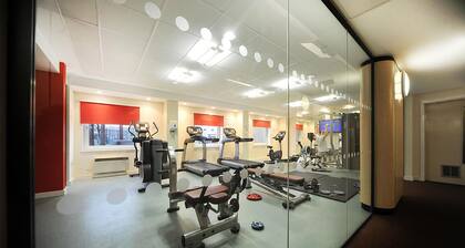 John Lester & Eddie Colman Courts - Campus Accommodation