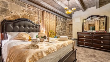 Ropa de cama de alta calidad y minibar