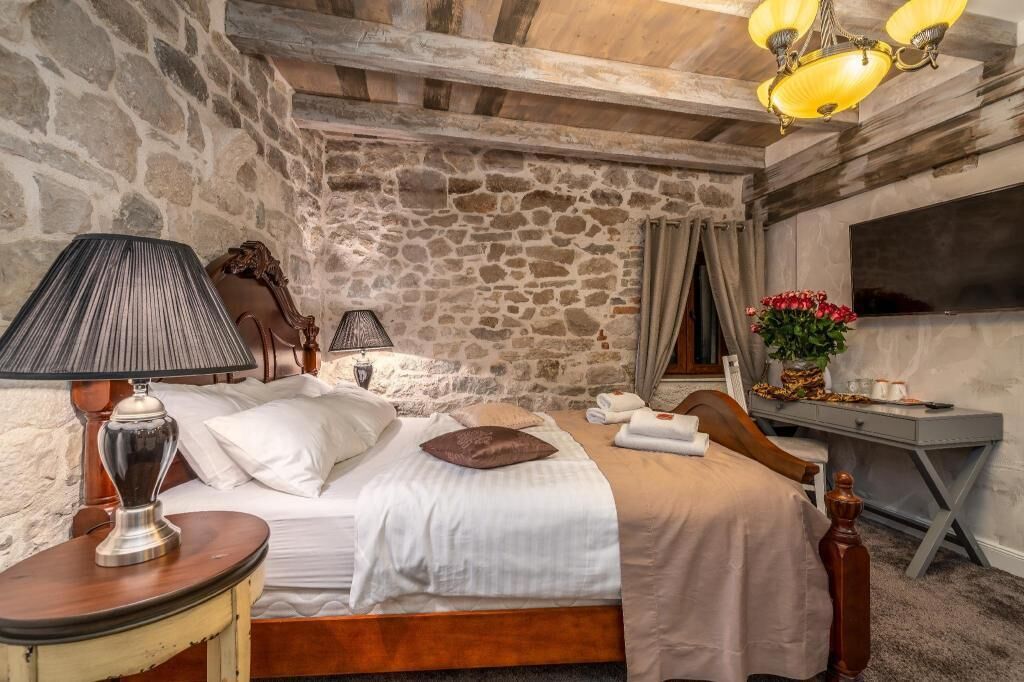 Premium bedding, minibar, in-room safe, individually decorated