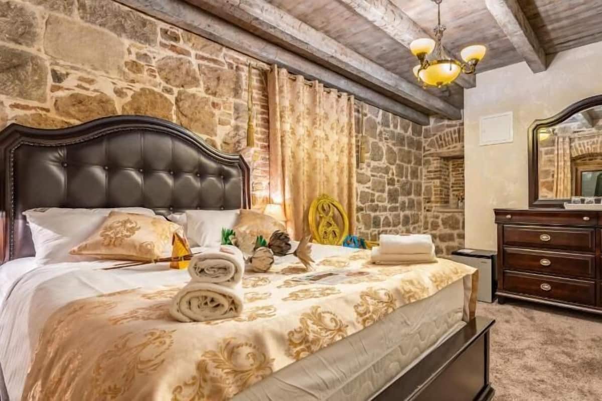 Premium bedding, minibar, in-room safe, individually decorated