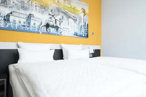 Zimmersafe, Schreibtisch, schallisolierte Zimmer, kostenloses WLAN
