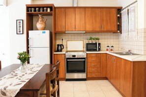 Private kitchen - Xristinas Apartments (Platanias)