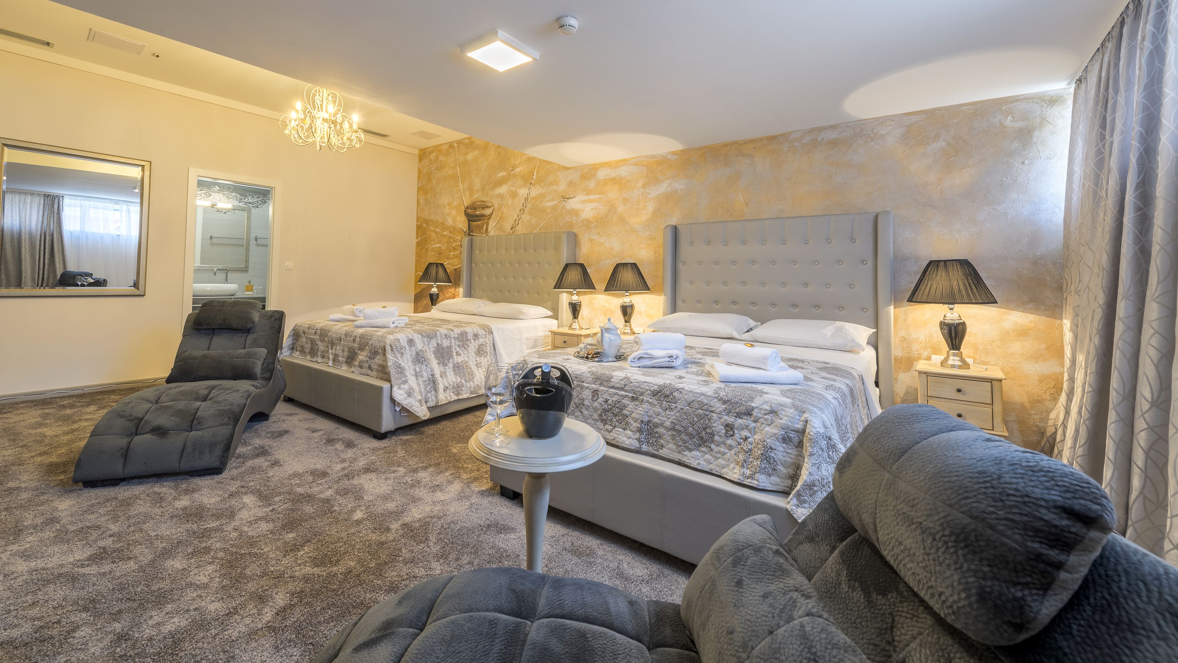 Photo - Prima Luce Downtown