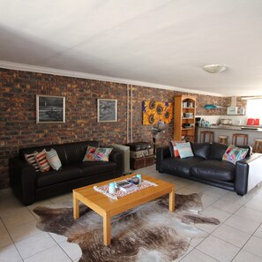 Living area - Clanwilliam Accommodation (Cederberg)