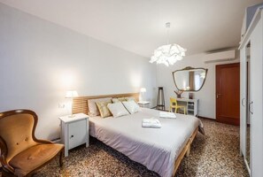 Apartment, 3 Bedrooms | Bathroom