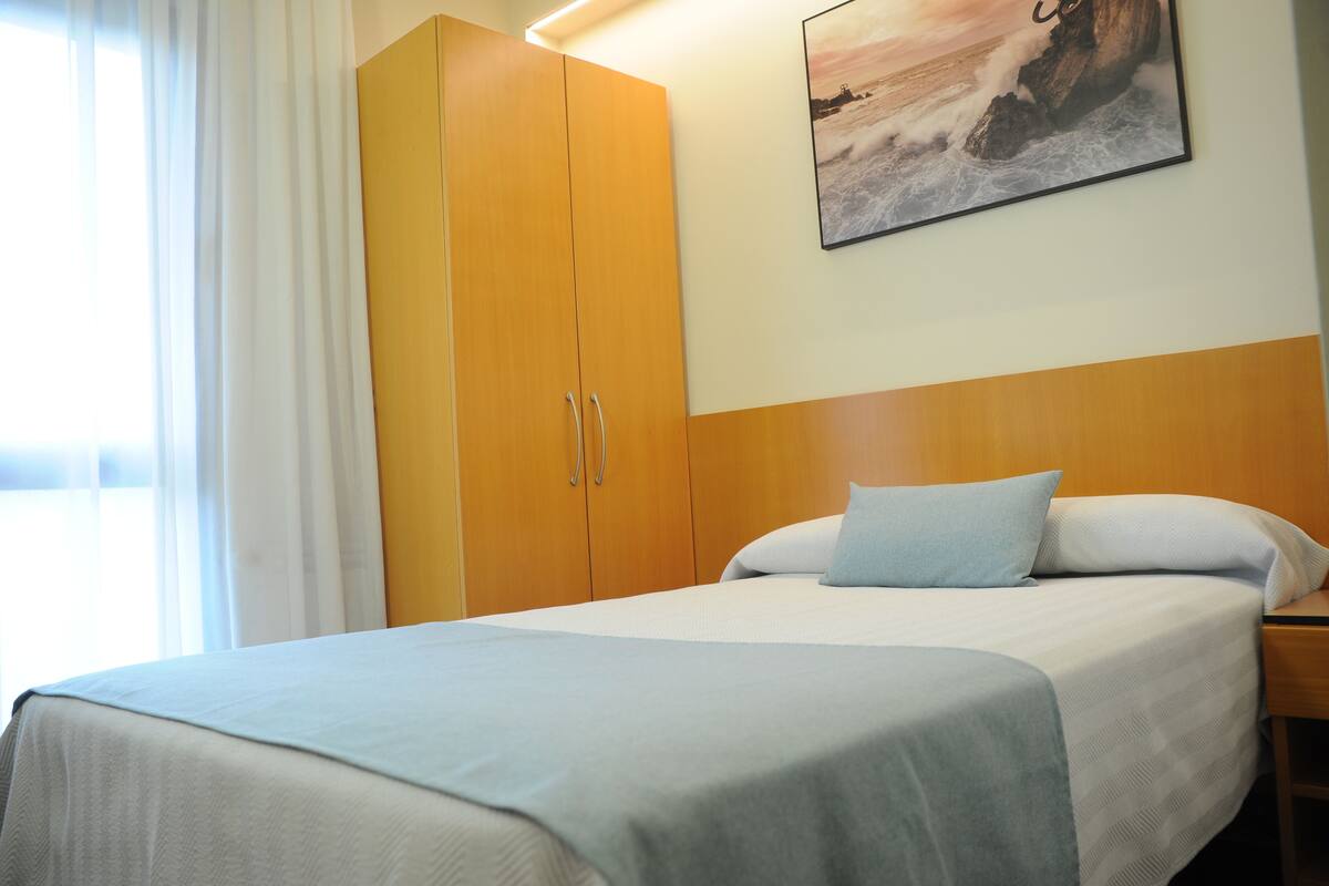 ห้องซิงเกิล | โต๊ะทำงาน, Wi-Fi ฟรี, ผ้าปูที่นอน