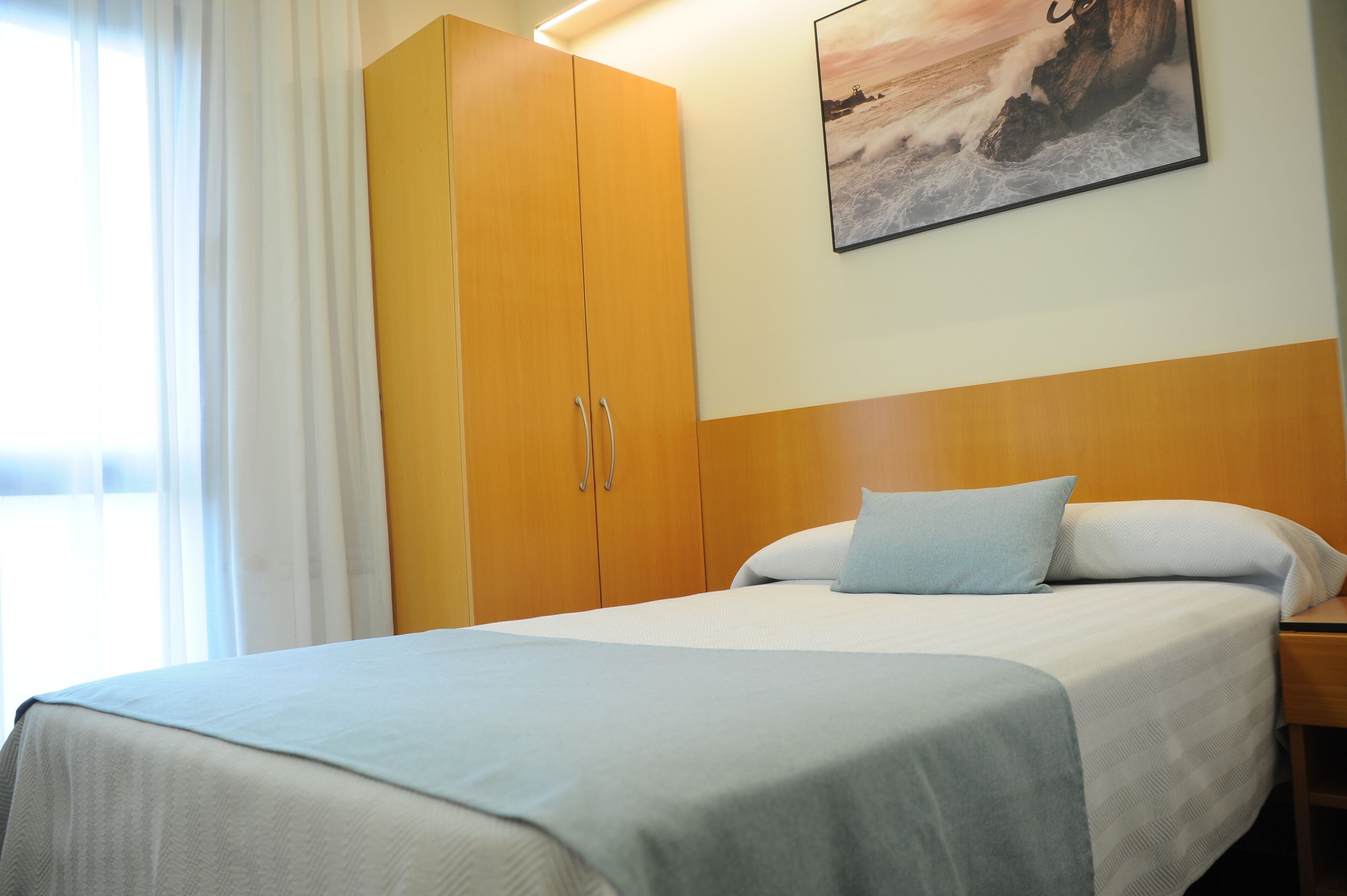 Desk, free WiFi, bed sheets