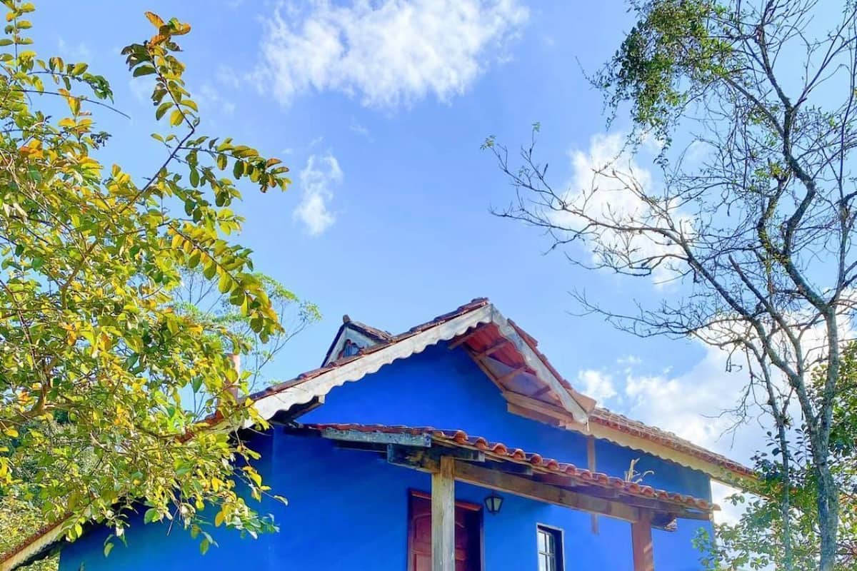Traditional Room | Exterior