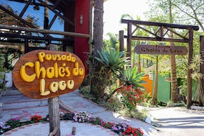 Fachada da propriedade