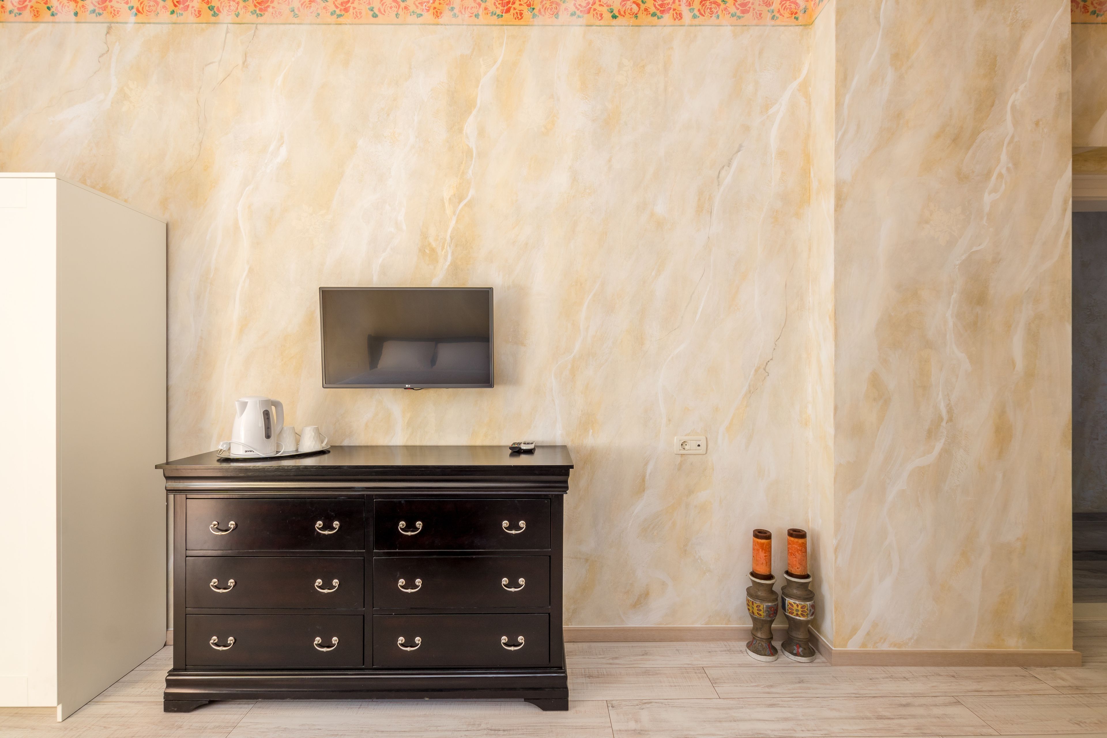 standard double room | premium bedding, in-room safe, desk, soundproofing