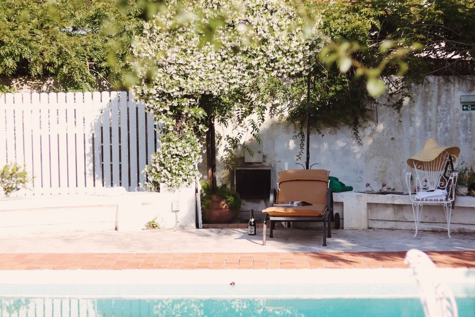 outdoor pool, pool loungers