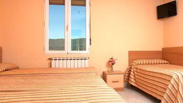 Desk, laptop workspace, free cots/infant beds, free WiFi