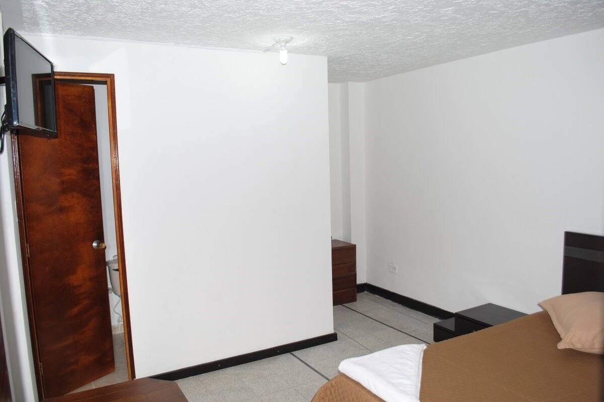 Double Room | Desk, rollaway beds, free WiFi