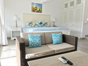 Luxury-Studio, 1 King-Bett