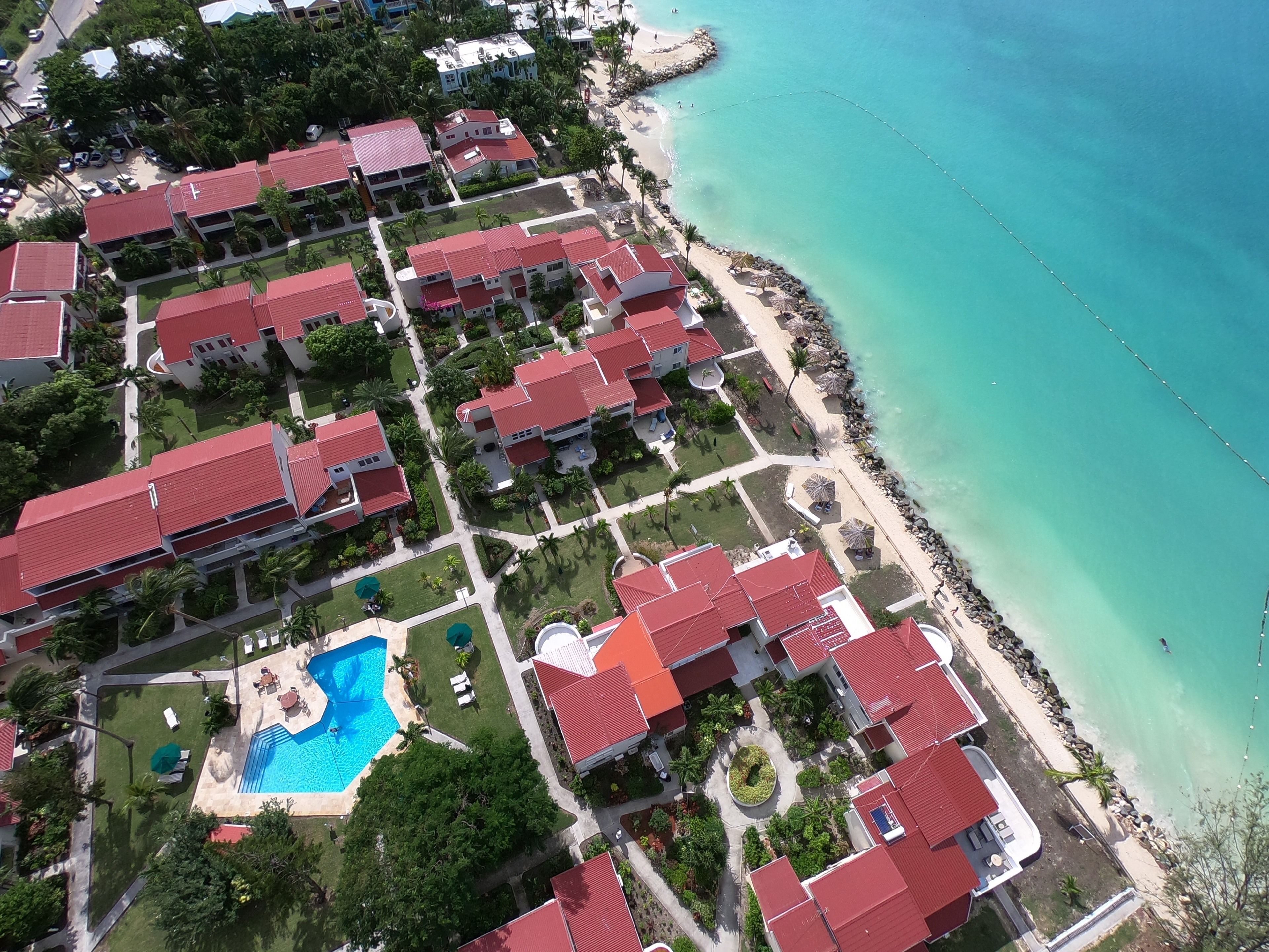 Dickenson Bay Oasis at Antigua Village – Beach and property