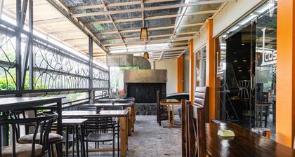RedDoorz near Exit Toll Bogor