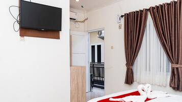 Deluxe Twin Room | Desk, blackout curtains, free WiFi, bed sheets