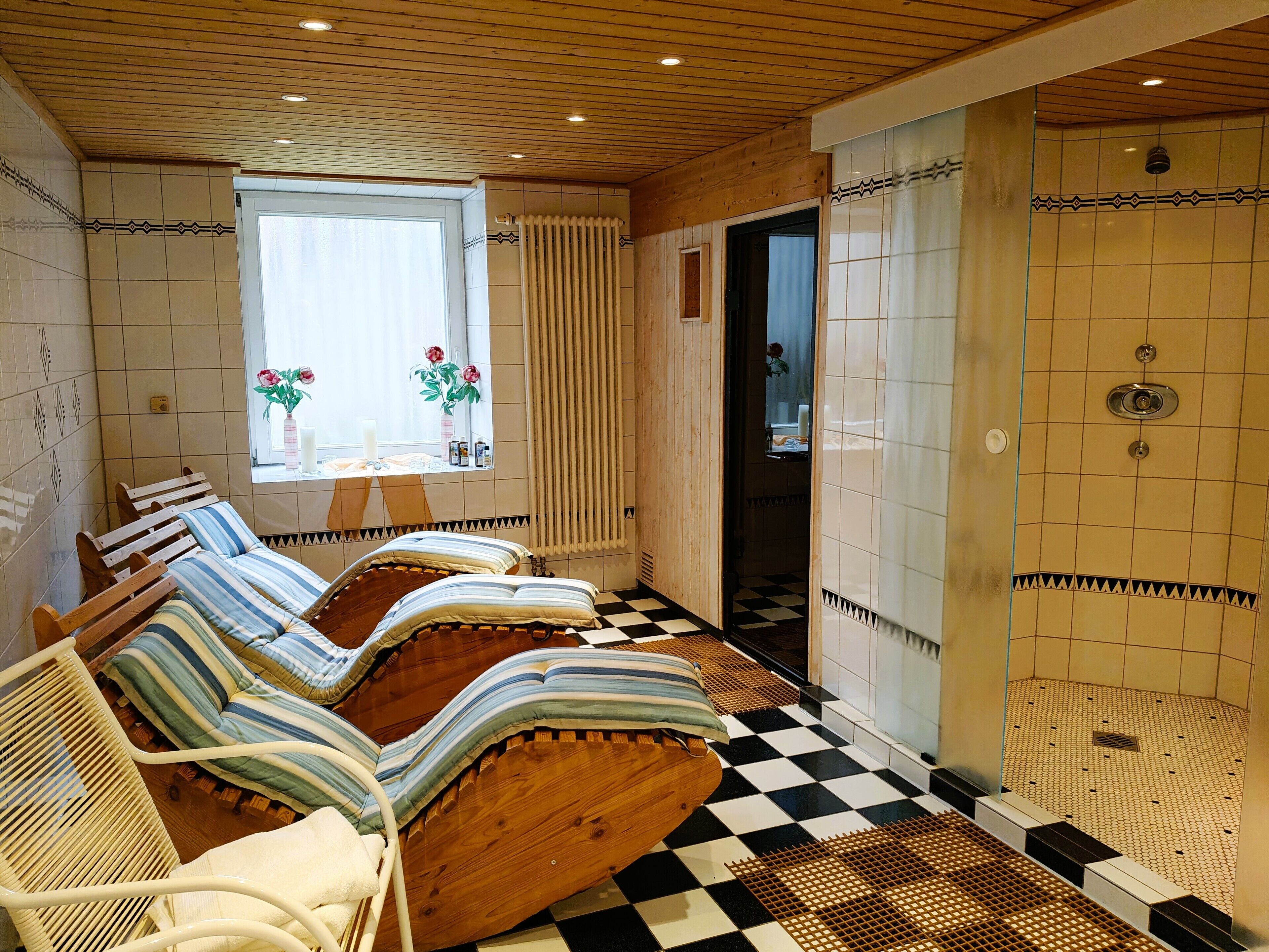 Aromatherapy, Ayurvedic treatments, massages