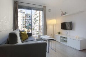 Télévision à écran plat