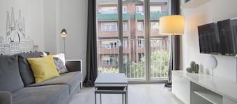 BBarcelona Gaudi Flats