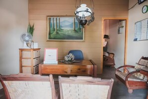 Interior - RedDoorz Plus near Plaza Ambarukmo (Depok)