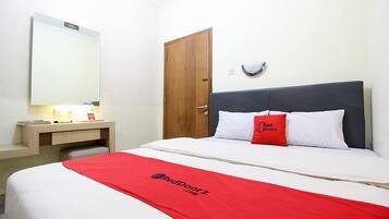 Chambre Double | Bureau, Wi-Fi, draps fournis