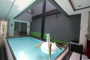 Indoor pool, outdoor pool