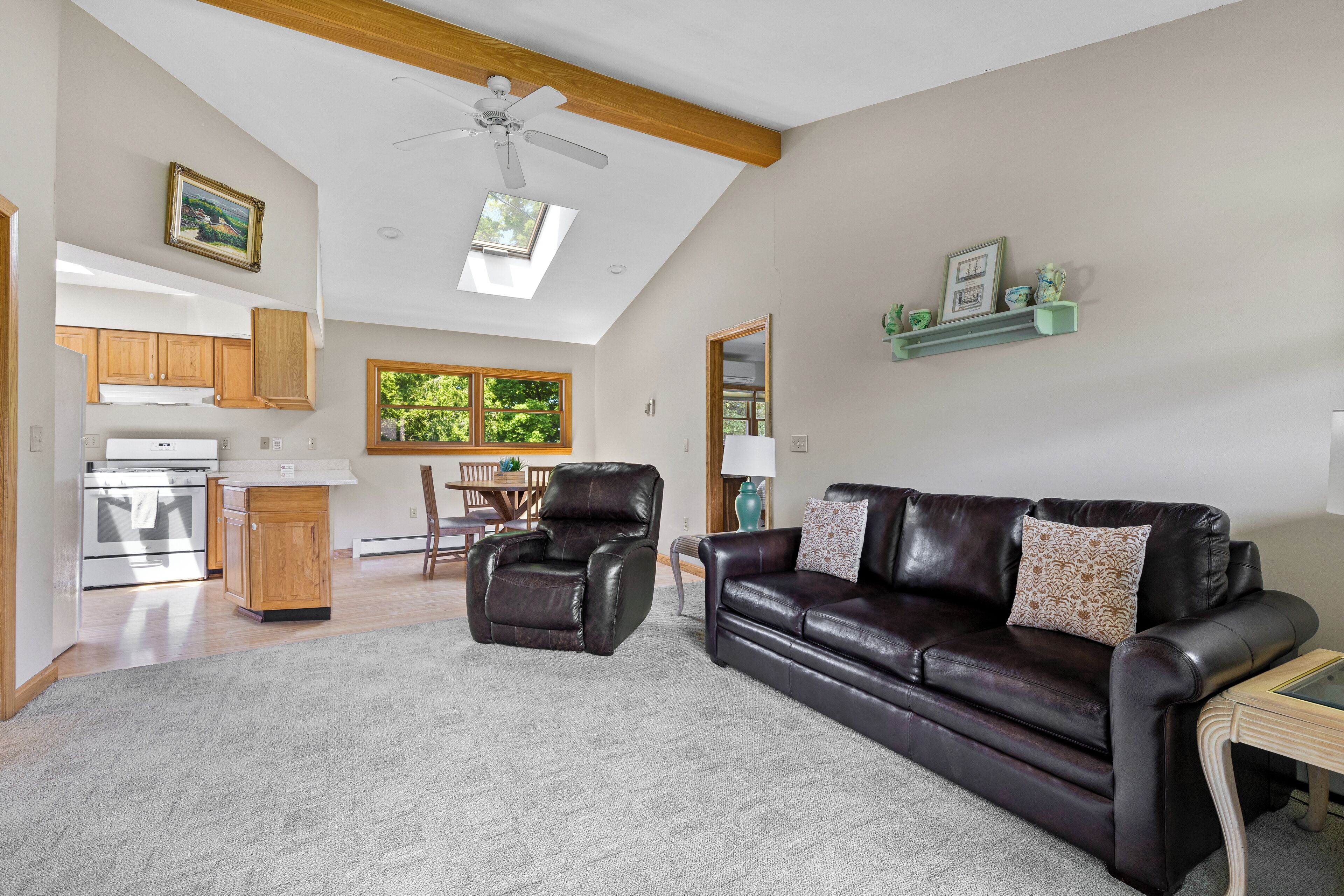 Family Suite, 1 Queen Bed with Sofa bed, Kitchen, Lake View