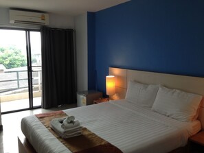 Desk, free WiFi - Max Pavillage Bangkok (Nonthaburi)