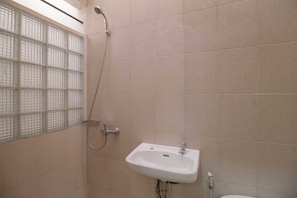 Chambre Double | Salle de bain