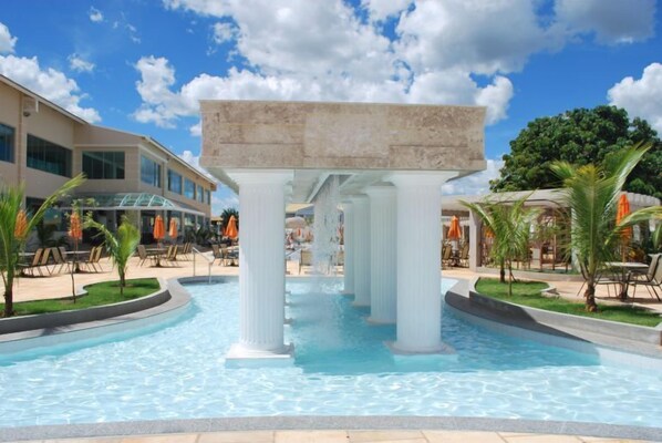 9 outdoor pools, a waterfall pool - Apartment L'ácqua DiRoma - Achei Férias (Caldas Novas)