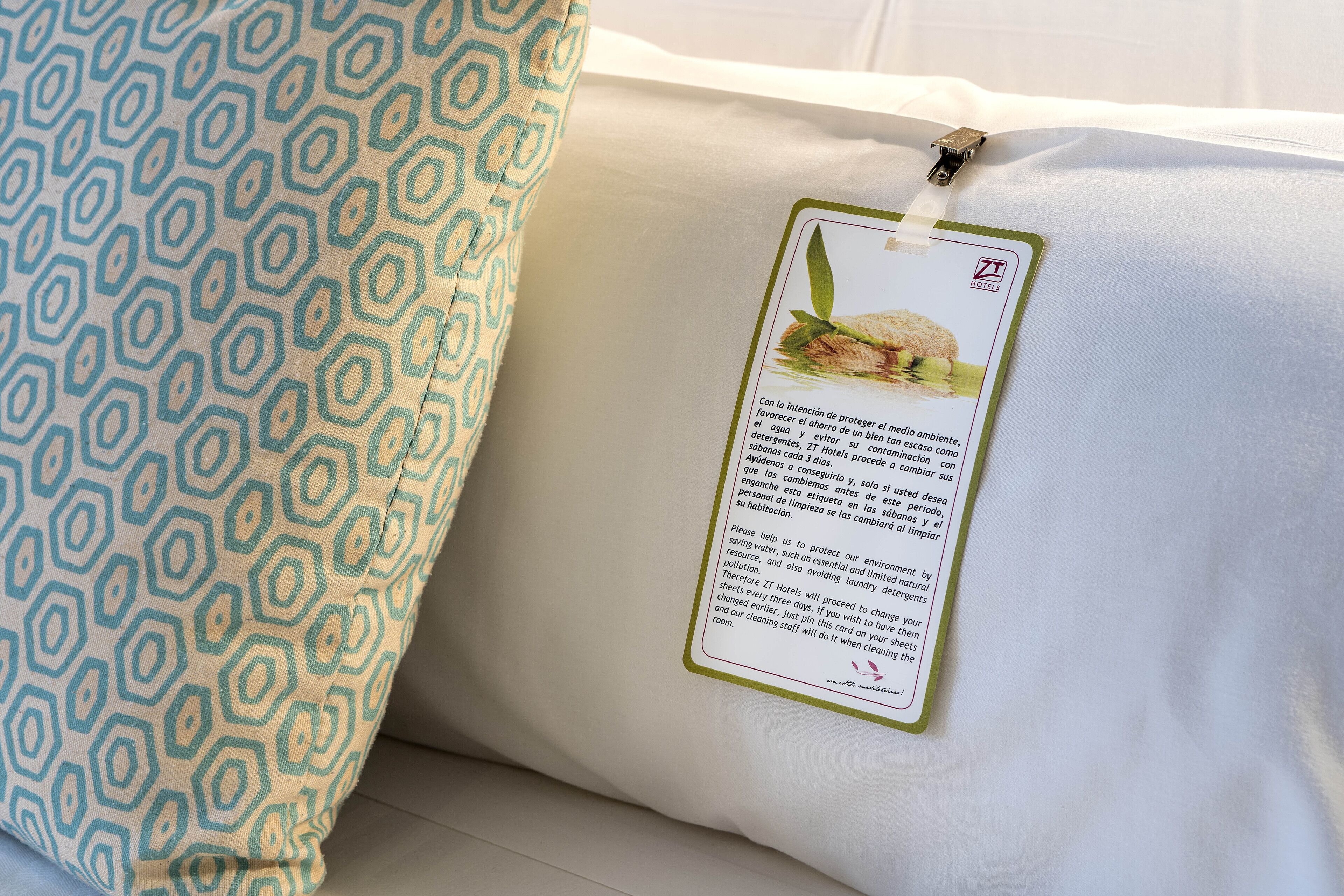 double room | minibar, in-room safe, desk, soundproofing