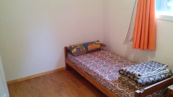 Family Cottage, 2 Bedrooms, Private Bathroom | 2 bedrooms