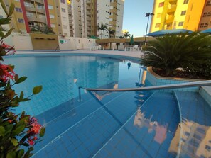 5 outdoor pools, pool loungers - Vitória das Thermas - Achei Férias (Caldas Novas)